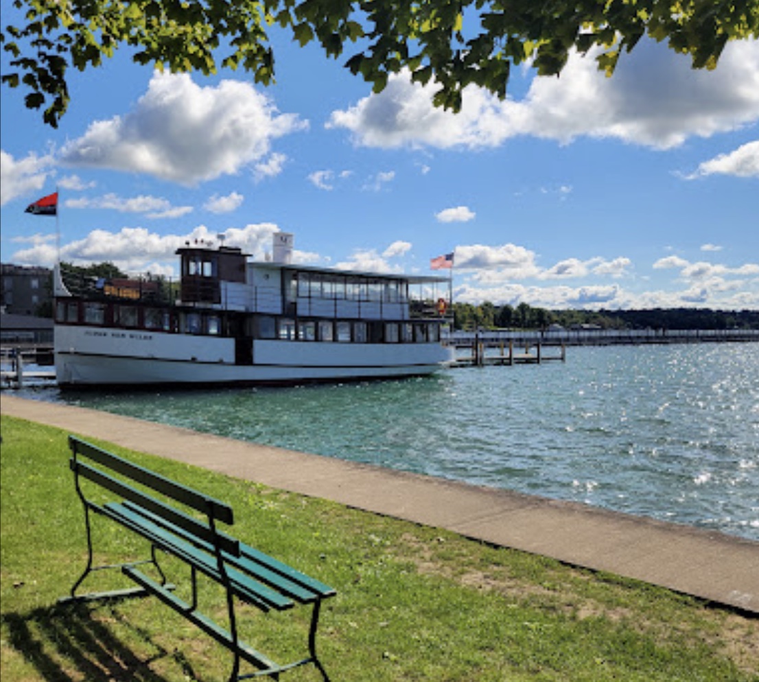 Skaneateles lake image 1